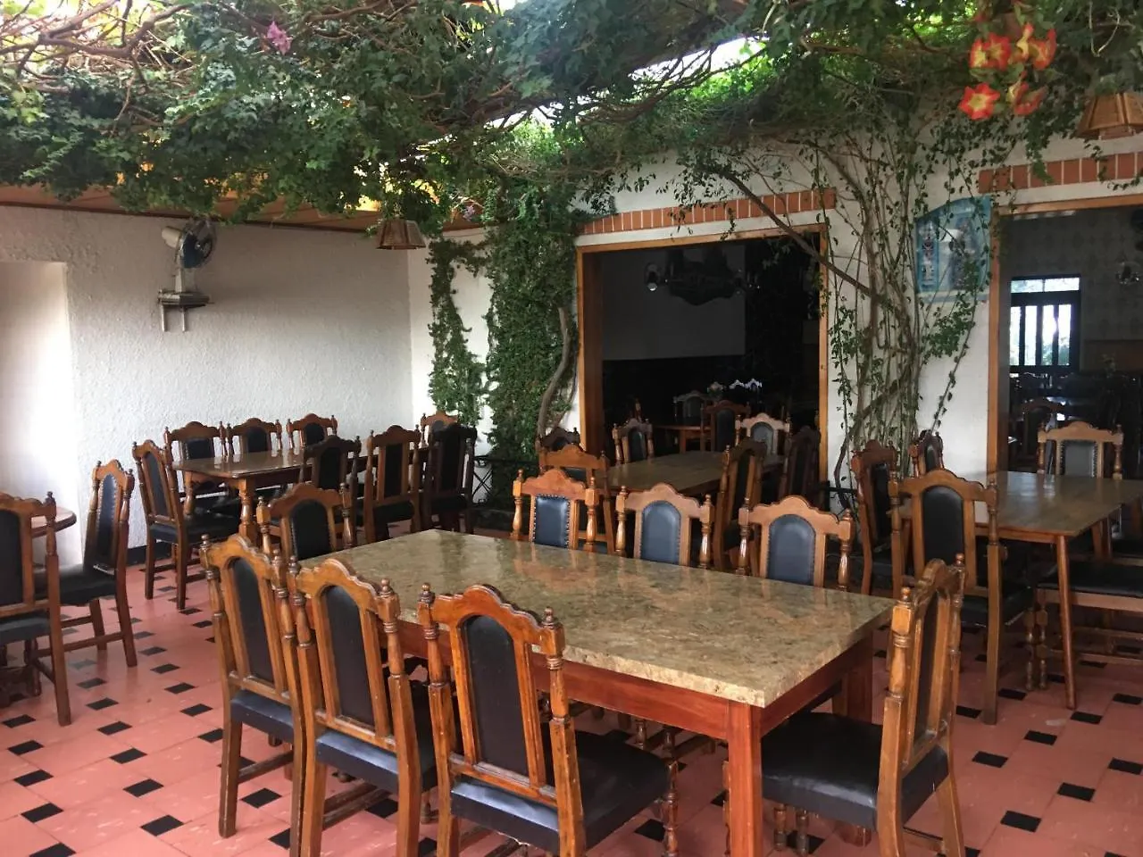 Hotel Hostal&Restaurante Holiday Quito