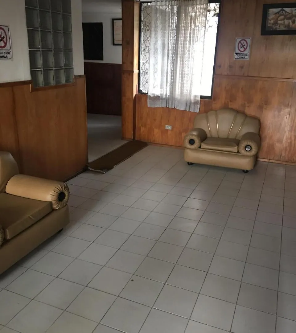 Hotel Hostal&Restaurante Holiday Quito